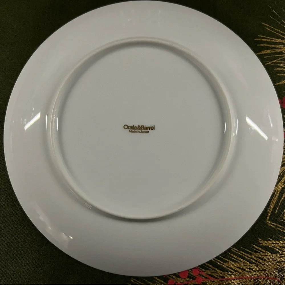 GORGEOUS CRATE AND BARREL GOLD FRUIT PLATES